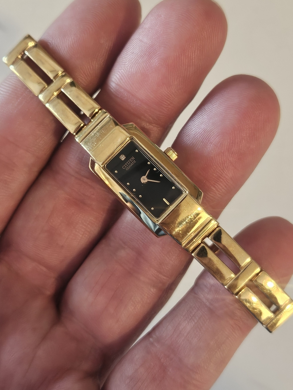 Citizen Womens Watch 14mm Black Dial Gold Tone 5421-K17497